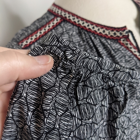 ANTHROPOLOGIE Daniel Rainn Bohemian Tunic Blouse Tassels in Black and White S - Picture 8 of 13